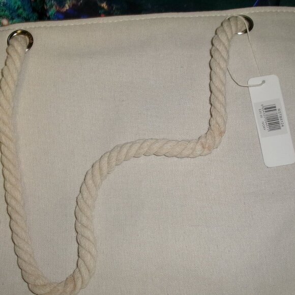 NWT Renshun Holiday Rope Handle Tapestry Tote with book and DVD - Picture 5 of 11